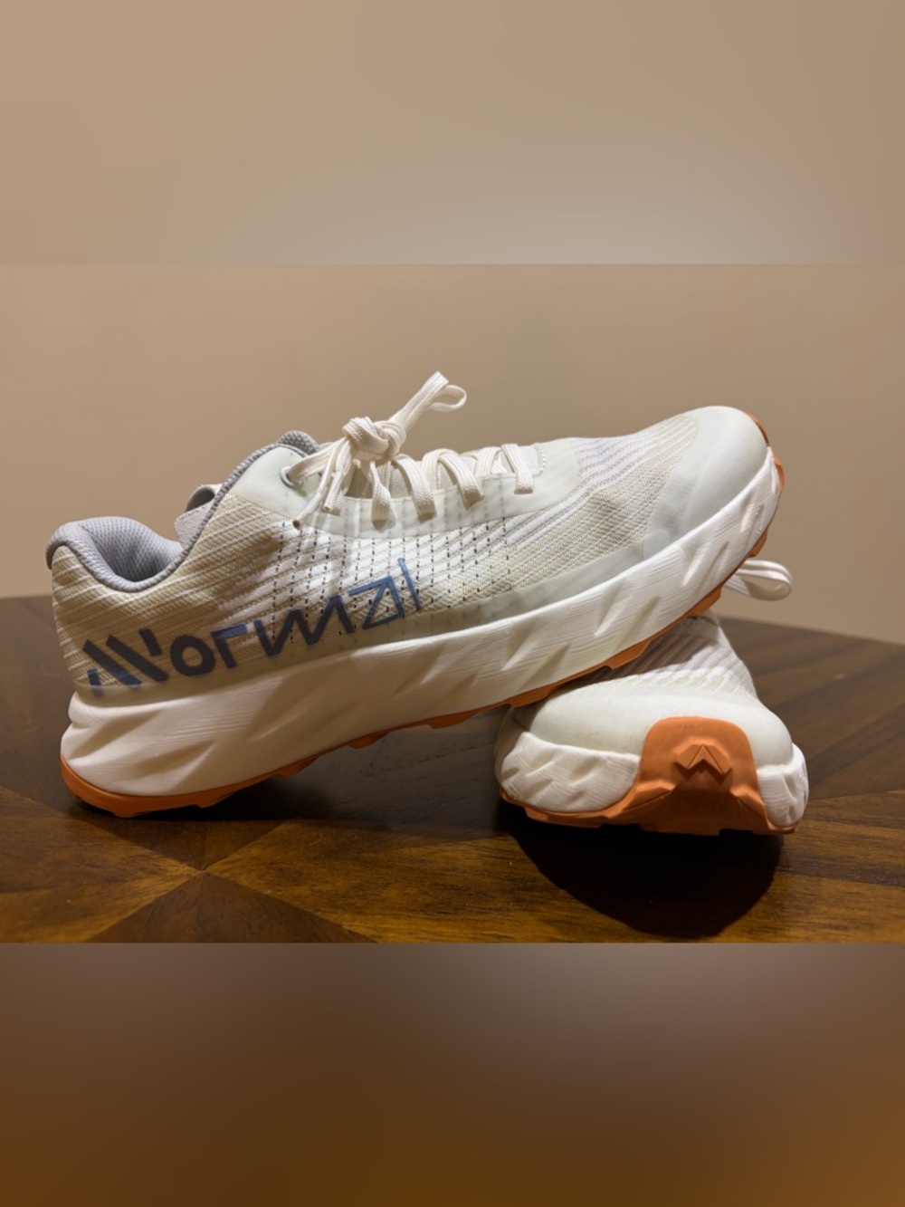 NNormal Kjerag Trail Running Shoes - Unisex M8.5/W9.5 - White/Lt Green - Vibram